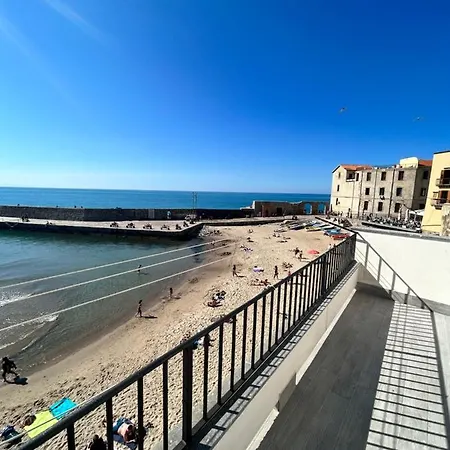 Casa Marina,la Terrazza Sul Mare Bed & Breakfast Cefalù