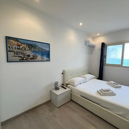 住宿加早餐酒店 Casa Marina La Terrazza Sul Mare
