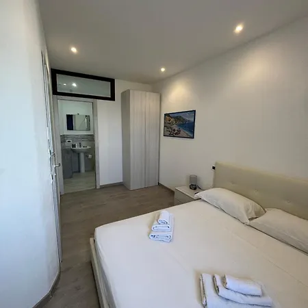 Casa Marina La Terrazza Sul Mare 4*
