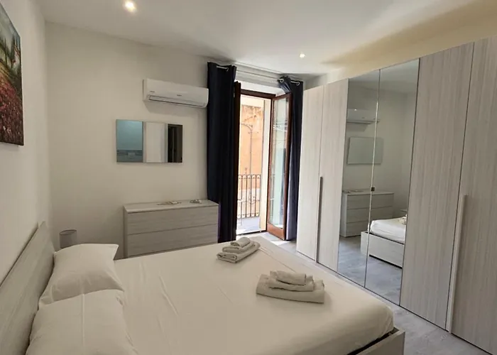 Casa Marina La Terrazza Sul Mare 住宿加早餐酒店 4*