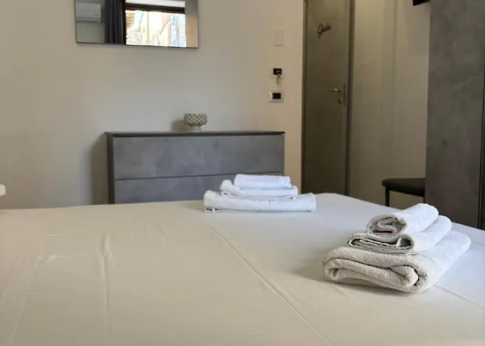 Casa Marina La Terrazza Sul Mare 切法卢